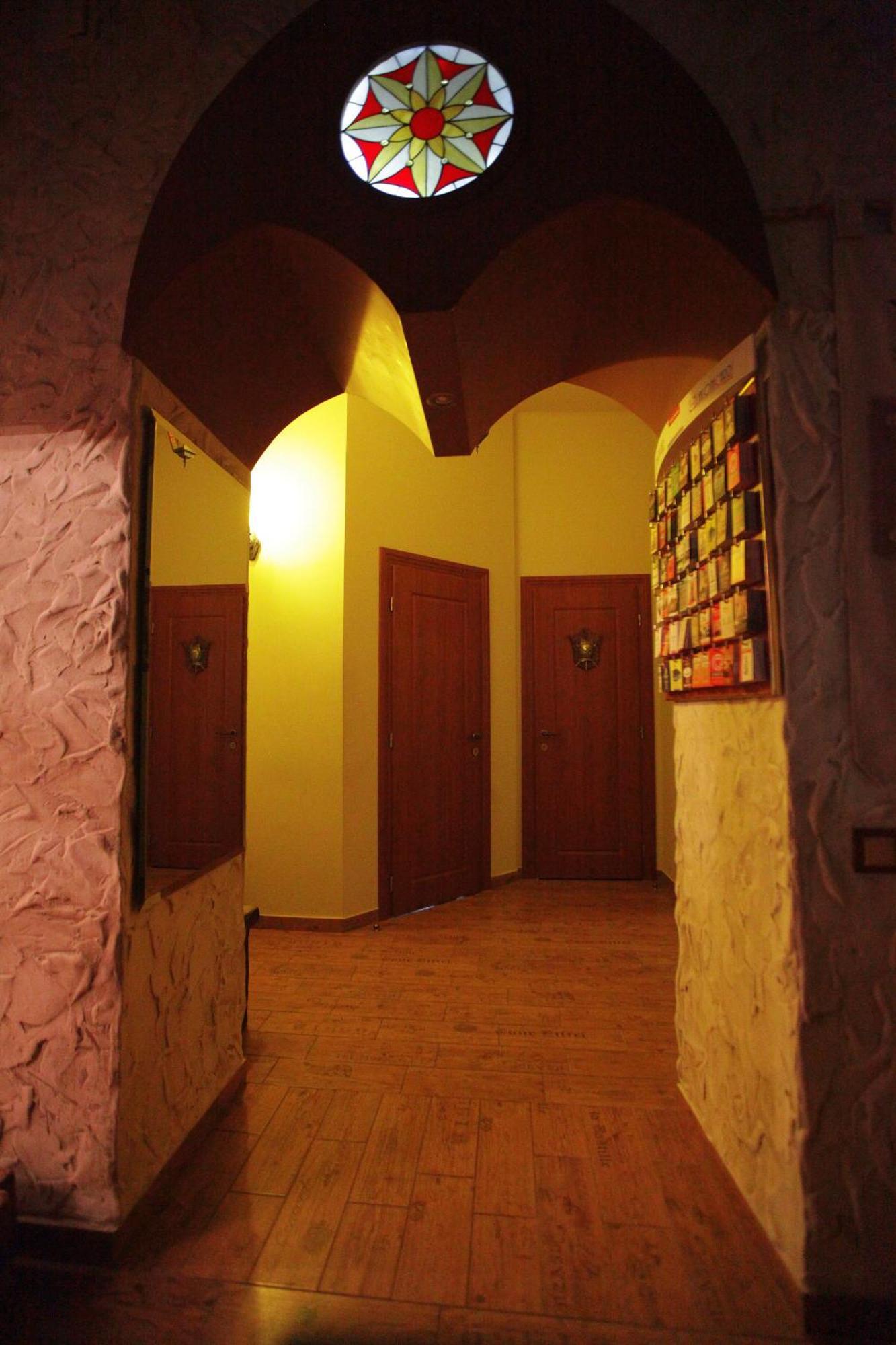 Ghostel - Medieval Hostel Lviv Exterior photo
