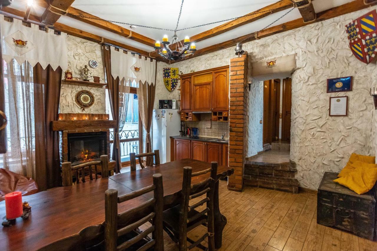 Ghostel - Medieval Hostel Lviv Exterior photo